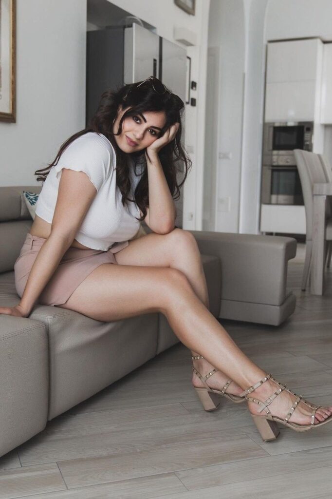 Karachi Escorts 4